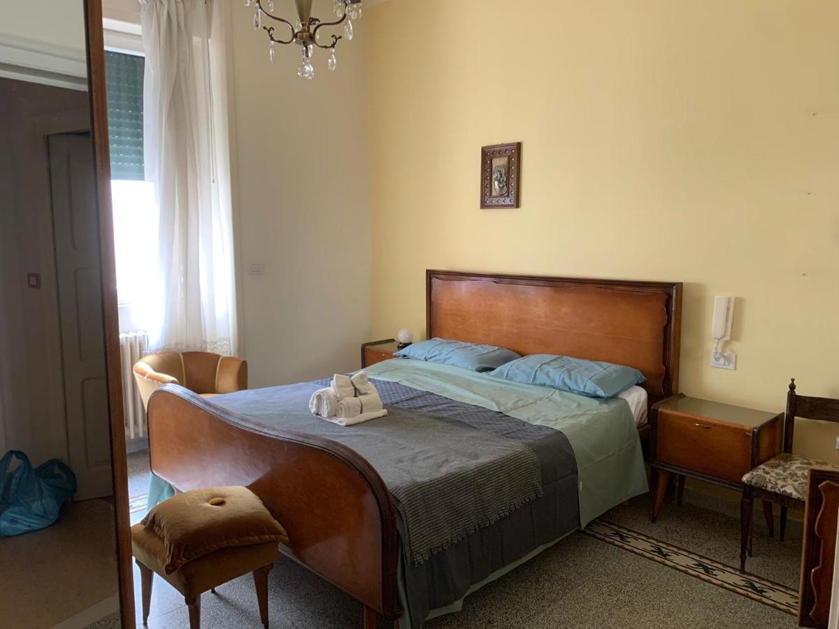 ジョーイア・デル・コッレ La Grande Casa Di Puglia Bed & Breakfast エクステリア 写真