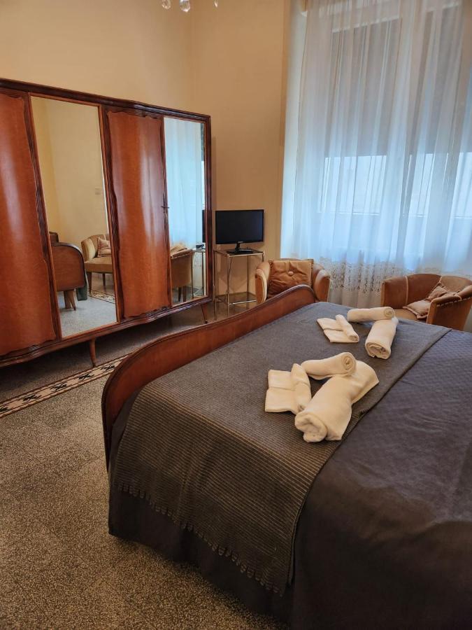 ジョーイア・デル・コッレ La Grande Casa Di Puglia Bed & Breakfast エクステリア 写真