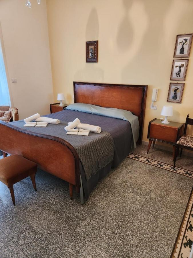 ジョーイア・デル・コッレ La Grande Casa Di Puglia Bed & Breakfast エクステリア 写真